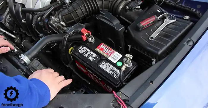 مهمترین علائم خرابی باتری خودرو